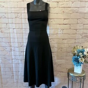 Black Sleeveless Dress